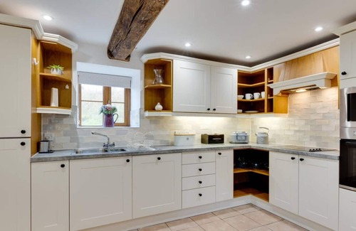 Cemmaes House | Bythynnod Aderyn Cottages