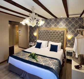 Castello Bed & Breakfast | Cà Dell'Arte Palace