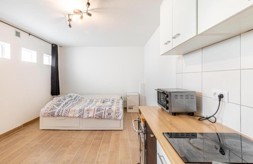 Aulnay-sous-Bois Apartment | Cénoslocs Aulnay - Studio atypique proche de l'aéroport CDG