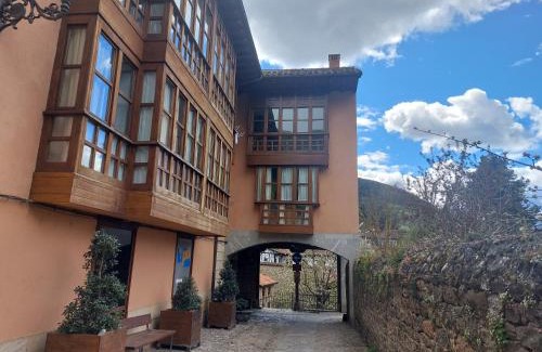 Potes Apartment | Céntrico apartamento en el casco antiguo de Potes