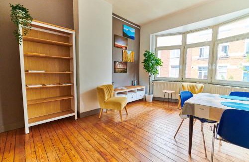 Postel Apartment | César