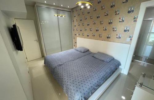 Governador Celso Ramos Apartment | Cód 21- Apartamento com vista frente mar!