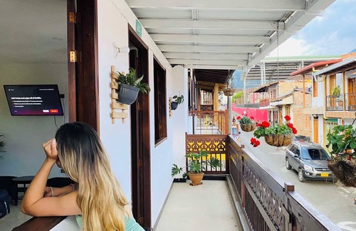 Jardin Apartment | Cómodo Apartamento con Balcón y TV Cerca al Parque