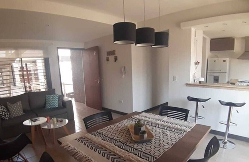 Mendoza City Center Apartment | Cómodo departamento a metros de Parque Gral. San Martin