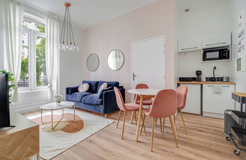 Saint-Etienne Apartment | C&C Blush Magnificent new "Blush" apartment