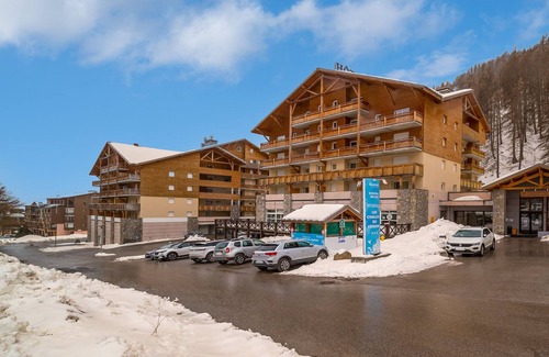 Allos Apartment | C. du Verdon by Interhome
