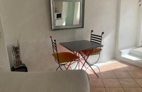 7th Arrondissement Apartment | C’est la qu’il faut venir cet été à 2
