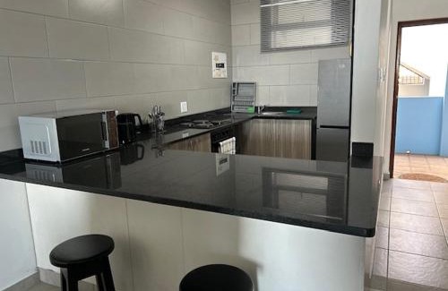 Manaba Beach Apartment | C FRONT Unit 8