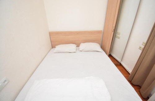 Kentron House | C&H guest house