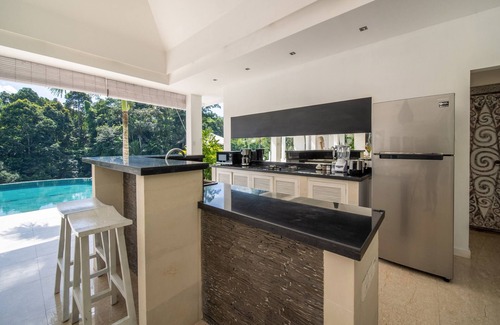 Kemenuh Villa | C&J - JACQUES