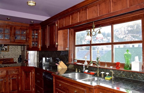 Historic District House | C'mon summer