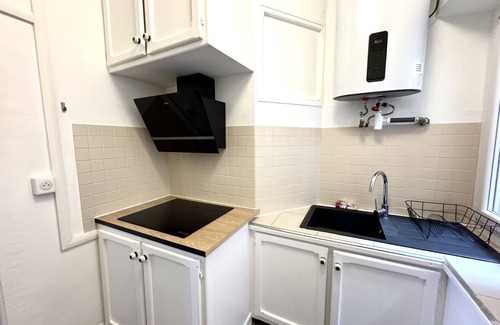 Old Town Apartment | C OT Maison de la Place - Old Town