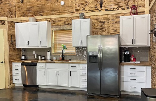 Burlington Cabin | C&S Outfitters Lodge next the Melvern and Flint Hills