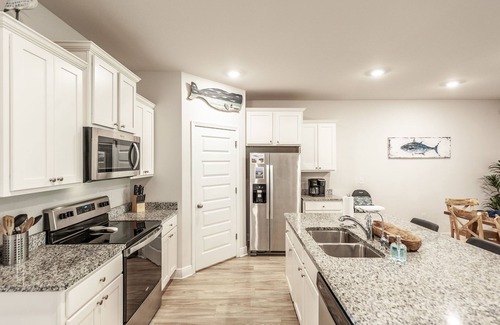 Port St. Joe House | C'Side Charm, C'Side Charm|Coastal Retreat|Golf Cart|Windmark Beach|Sleeps 10