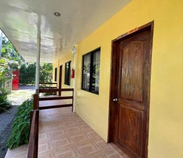 Mambajao Hotel | C - Side Inn