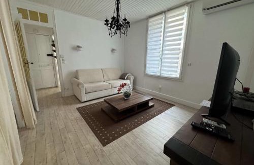 Riou - Petit Juas - Av de Grasse Apartment | C090 Appartement confortable proche du Suquet et du Palais des festivals