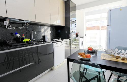 Ameijeira Apartment | C23 - Parkway Entrance Apartment in Lagos