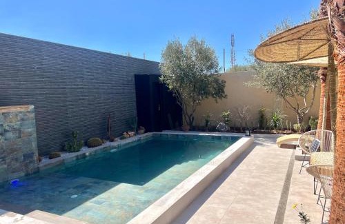 Aghouatim Villa | C3 Villa Prestige Atlas , Piscine Privée et Jardin Méditerranéen