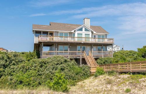 Carova Beach House | C9187 Leisure Dayz - Private 4x4 Beach Oceanfront Dream