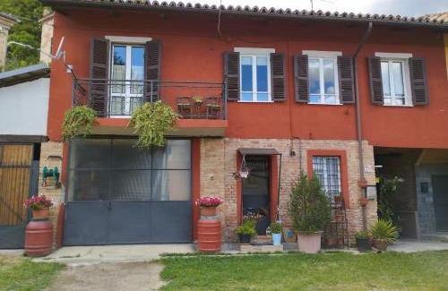 Agliano Terme House | Ca' d'la nona casa con giardino