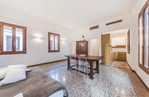 Cannaregio Apartment | Ca' d'Oro suite