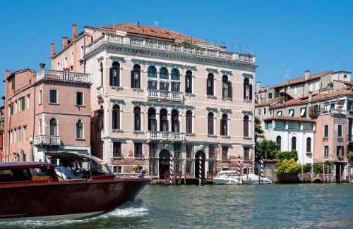 Cannaregio Apartment | Ca' dei Cuori on the Grand Canal