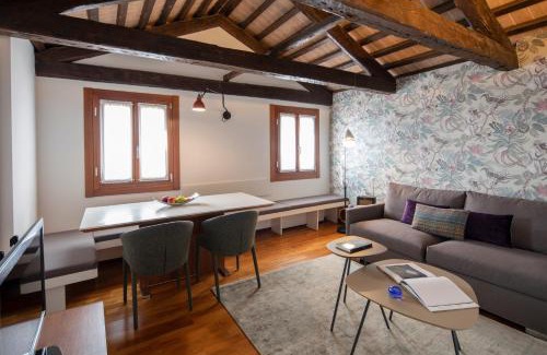 San Polo Apartment | Ca' della Scimmia - Rialto Bridge, Venice