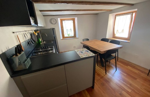 Scopello Apartment | Cá di Gin 1* floor apartment in the old town