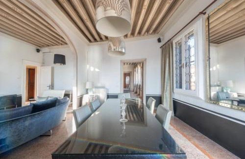 Castello Apartment | Ca' Erizzo dream apartment, spectacular views from the amazing terrace!