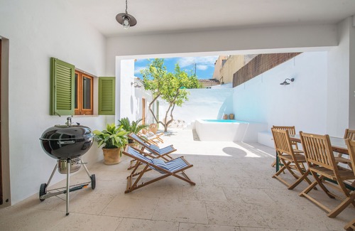 Alaro Villa | Ca Na Mandola - Four Bedroom Villa, Sleeps 8