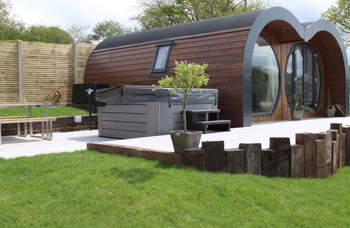 Llanilar Cottage | Cabin ∙ 1 bedroom ∙ 4 guests