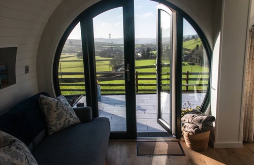 Llanilar Cottage | Cabin ∙ 1 bedroom ∙ 4 guests