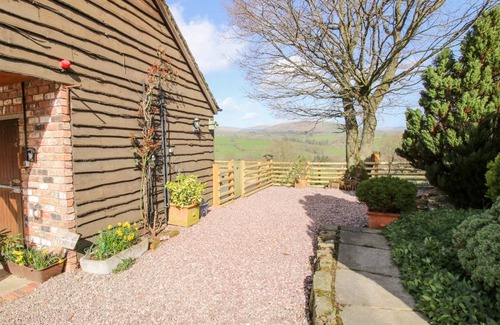 Oswestry Cottage | Cabin ∙ 1 bedroom ∙ 2 guests