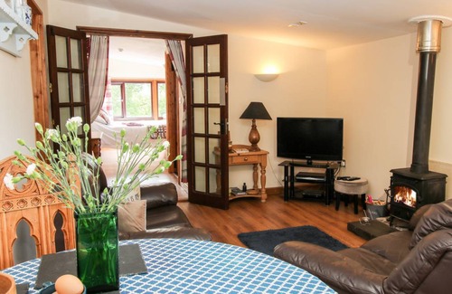 Oswestry Cottage | Cabin ∙ 1 bedroom ∙ 2 guests