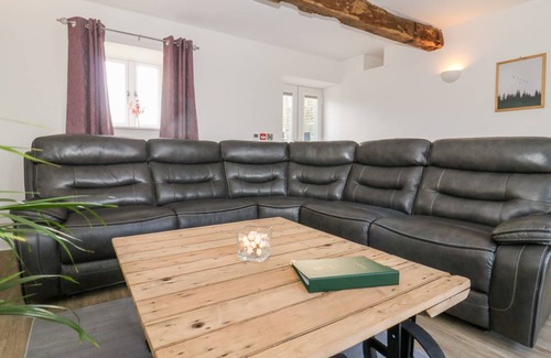 Harrogate Cottage | Cabin ∙ 2 bedrooms ∙ 5 guests