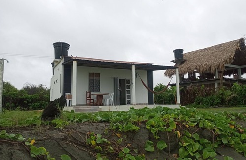 San Bernardo del Viento Cottage | Cabaña Encanto del Viento, casa frente al mar.nSe admiten mascotas