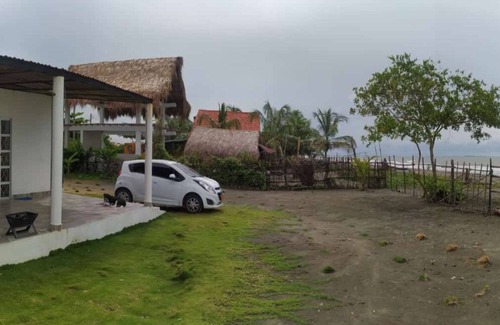San Bernardo del Viento Cottage | Cabaña Encanto del Viento, casa frente al mar.nSe admiten mascotas
