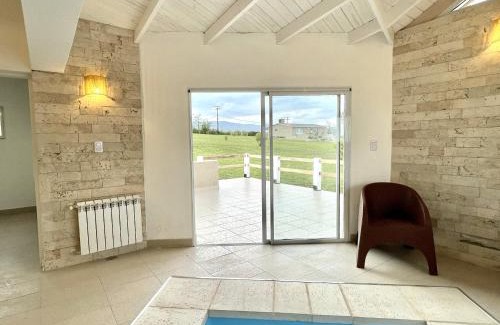 Villa Yacanto House | Cabaña con spa Vida Abundante