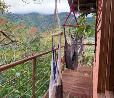 Orosi House | Cabaña de montaña