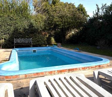 Chascomus Cabin | Cabaña El Solcito, con parque y pileta compartida