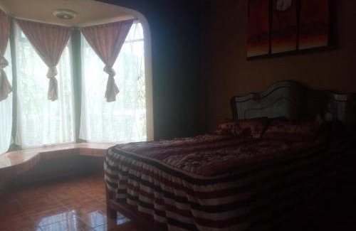 Zapotlan el Grande House | Cabaña Luna Miel