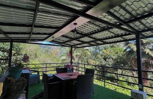 San Francisco Cabin | Cabaña Mandarino, surrounded by nature