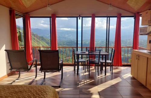 Pacuare Reserve Ski Chalet | Cabaña Niraj