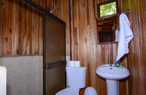 Monteverde Ski Chalet | Cabaña Rustica Roca Verde