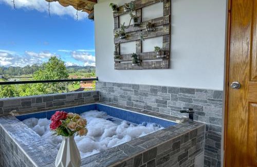 Marinilla Apartment | Cabañas con jacuzzi y chimenea - Casa Floral, Marinilla