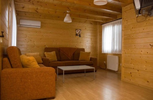 Camarena de la Sierra Hotel | Cabañas de Javalambre