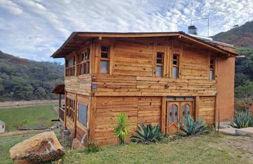 Mascota Ski Chalet | Cabañas del Lago