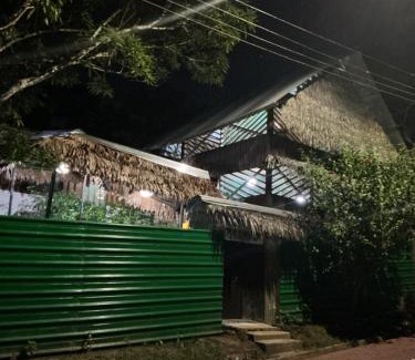 Puerto Narino Cabin | Cabañas Mashcopiro Amazonas