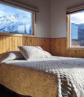 Villa Cerro Castillo Hotel | Cabañas y Restaurante Ruta 7 sur