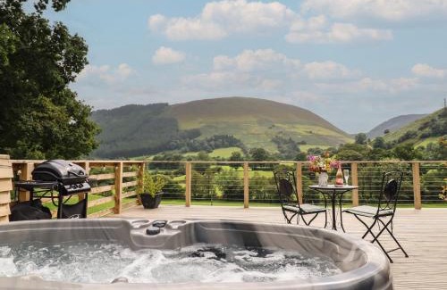 Dinas Mawddwy House | Caban Tirion